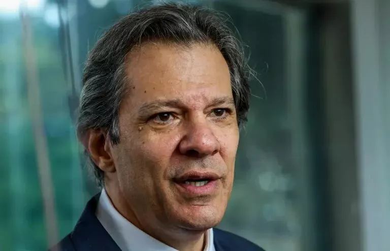 Haddad fará pronunciamento nacional: corte de gastos e isenção de imposto de renda são esperados