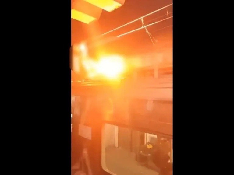 Homem é eletrocutado ao tentar “surfar” em trem na zona norte do Rio