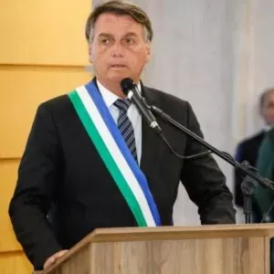 Defesa de Bolsonaro atribui plano golpista a militares e sugere traição ao ex-presidente