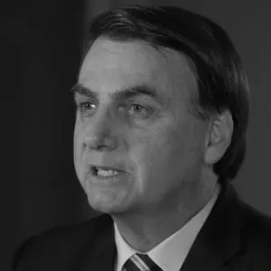 Colunista aponta ameaça em pedido de anistia de Bolsonaro ao STF