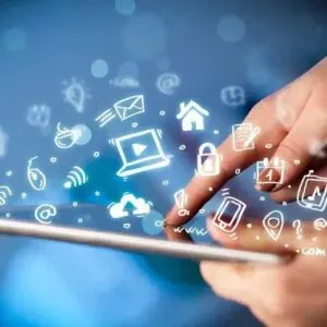 Senado aprova projetos para proteção digital de crianças e inclusão de idosos na educação digital