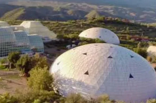 A cidade que viveu sob uma bolha: a experiência (fracassada) de Dome, Arizona