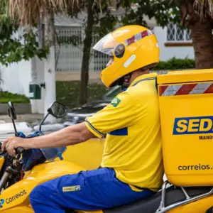 Participação de funcionários no corte de gastos é vital para a viabilidade da empresa, diz diretor dos Correios