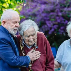 Adeus a um símbolo da humildade: Morre Pepe Mujica, ex-presidente do Uruguai e amigo pessoal de Lula
