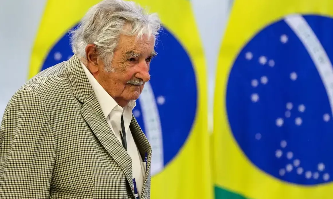 Adeus a um símbolo da humildade: Morre Pepe Mujica, ex-presidente do Uruguai e amigo pessoal de Lula