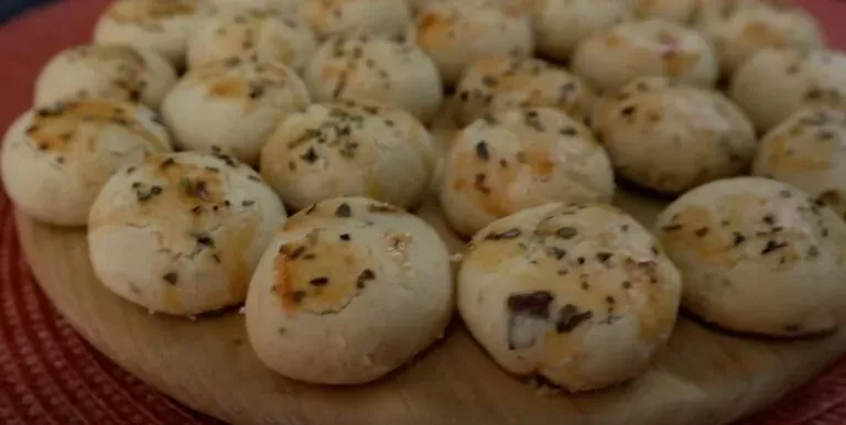 Biscoito de Cebola – Crocante, Caseiro e Irresistível