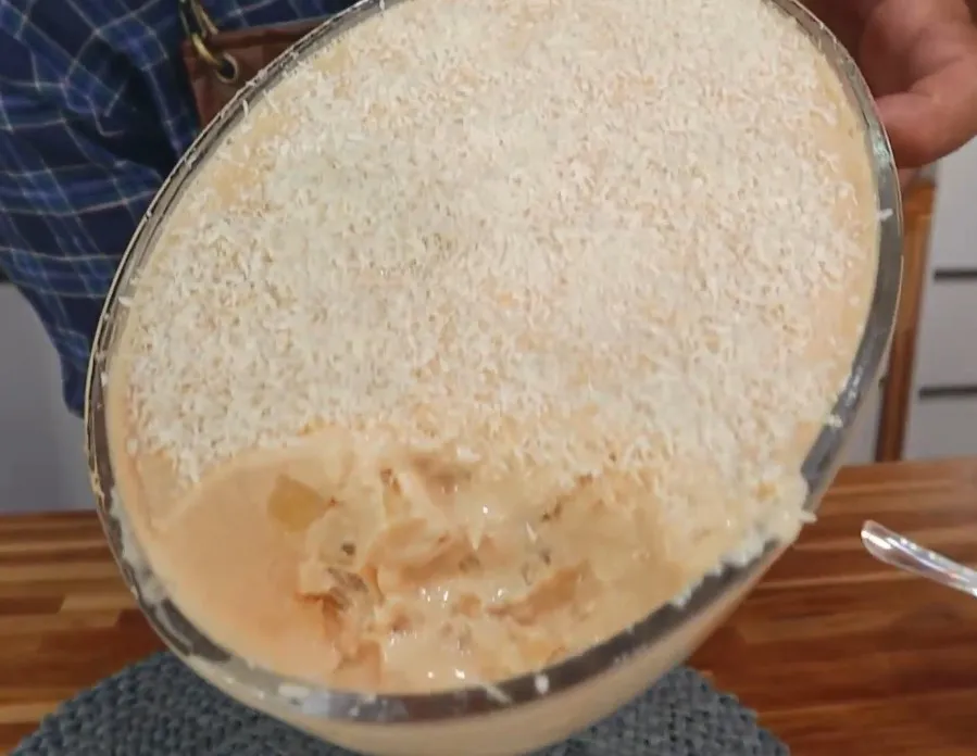 Gelado de Abacaxi – Refrescante, Cremoso e Irresistível