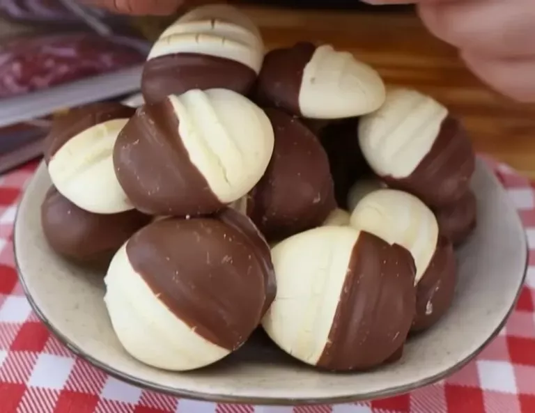 Sequilhos de Leite Condensado com Chocolate – Bolachinhas Deliciosas e Super Fácil
