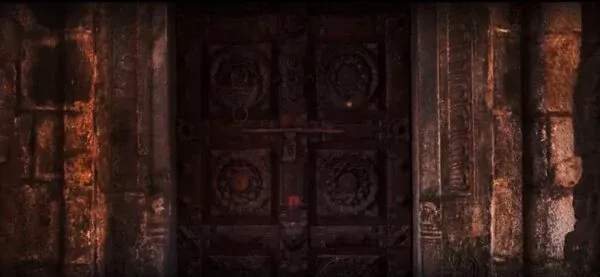 As Portas Misteriosas Esculpidas em Rocha